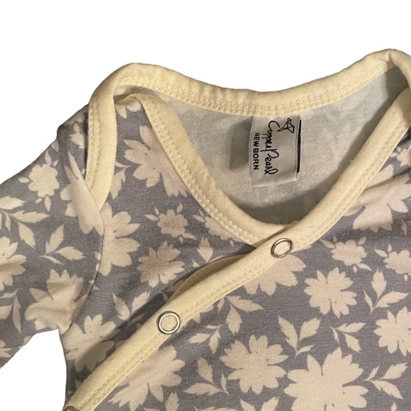 Copper Pearl Knotted Infant Gown NWOT - Picture 2 of 2